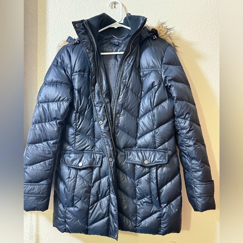 Lands' End Womans Down Coat Size XL 18 Navy Blue Puffer Hooded Faux Fur Trim